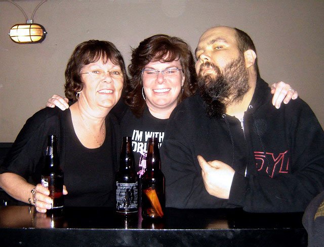 momcarolsisterlisaanddanny.jpg