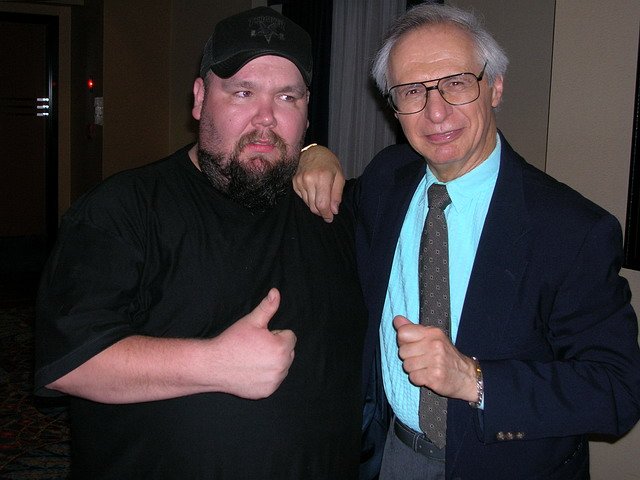 dannywiththeamazingkreskinjune172005.jpg