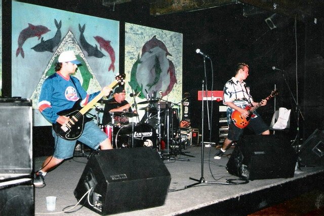 firstradfordsshowasa3pieceattheexchangejune191999.jpg