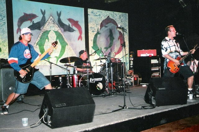 firstradfordsshowasa3pieceattheexchangejune1919994.jpg