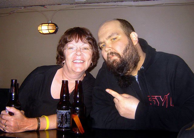 momcarolanddannyatthestephensonsbenefitoctober202006.jpg