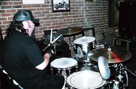 theradfordsatthegaslightmarch620042.jpg