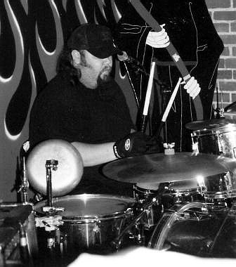 theradfordsatthegaslightmarch620043.jpg